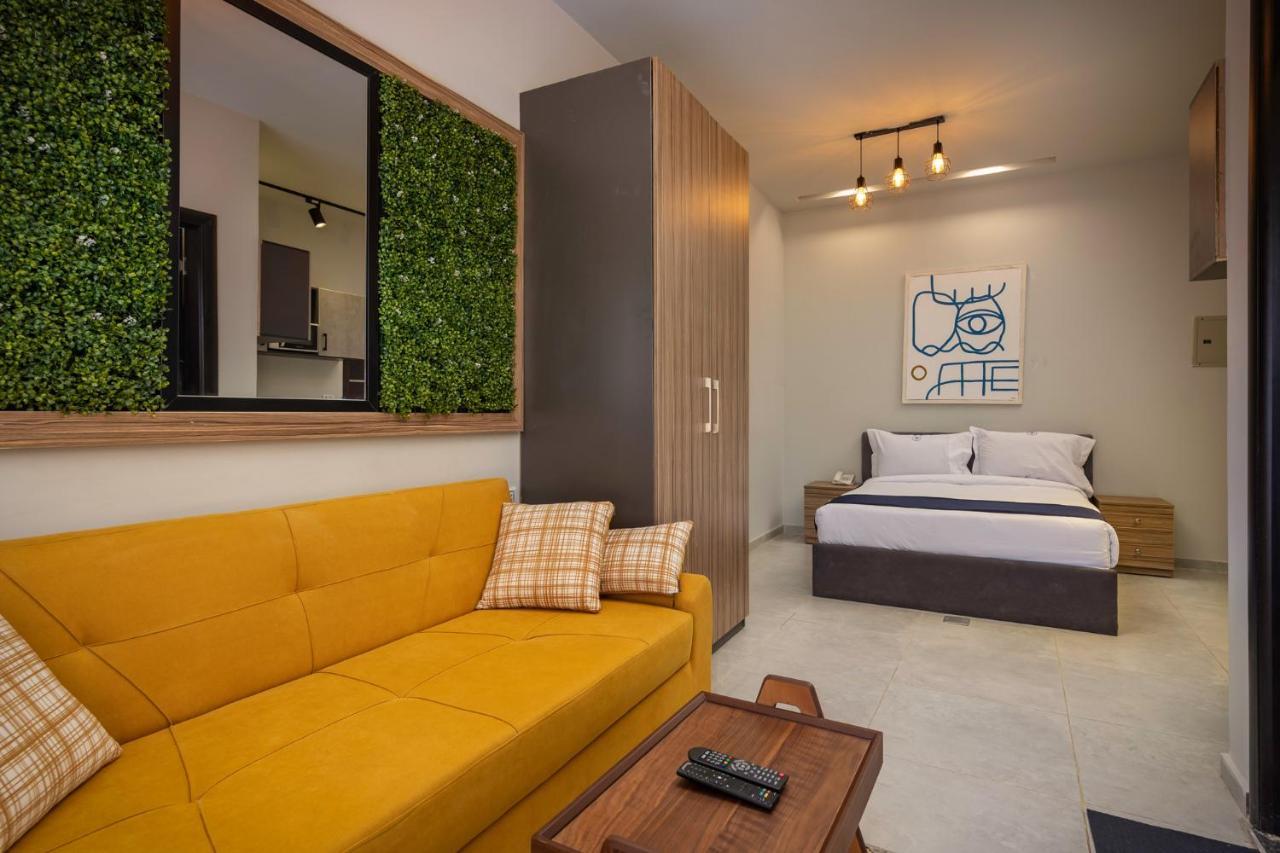 Travelholic Residence Golden Gates Cairo Exterior photo