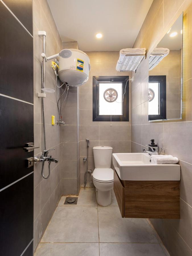 Travelholic Residence Golden Gates Cairo Exterior photo