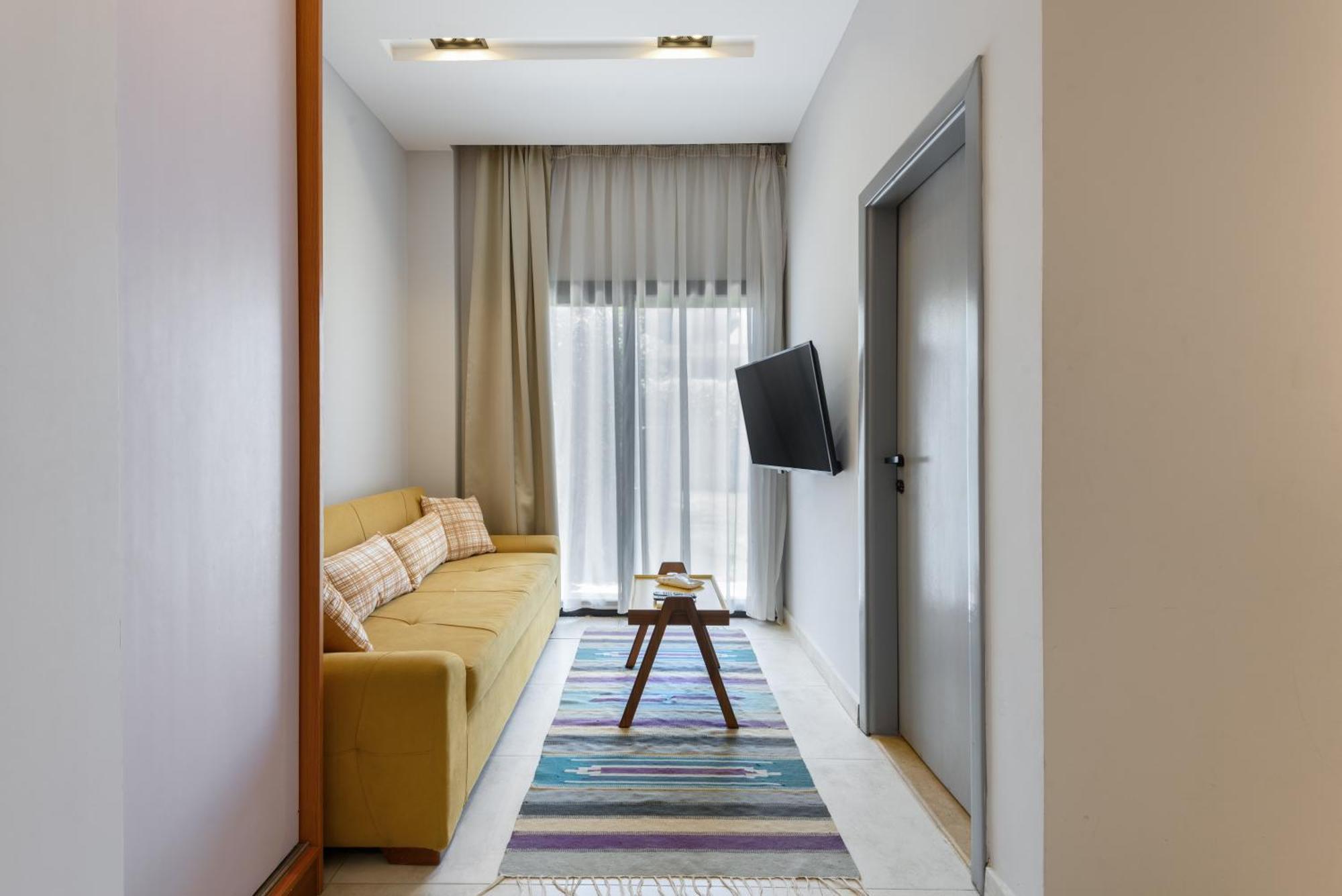 Travelholic Residence Golden Gates Cairo Exterior photo